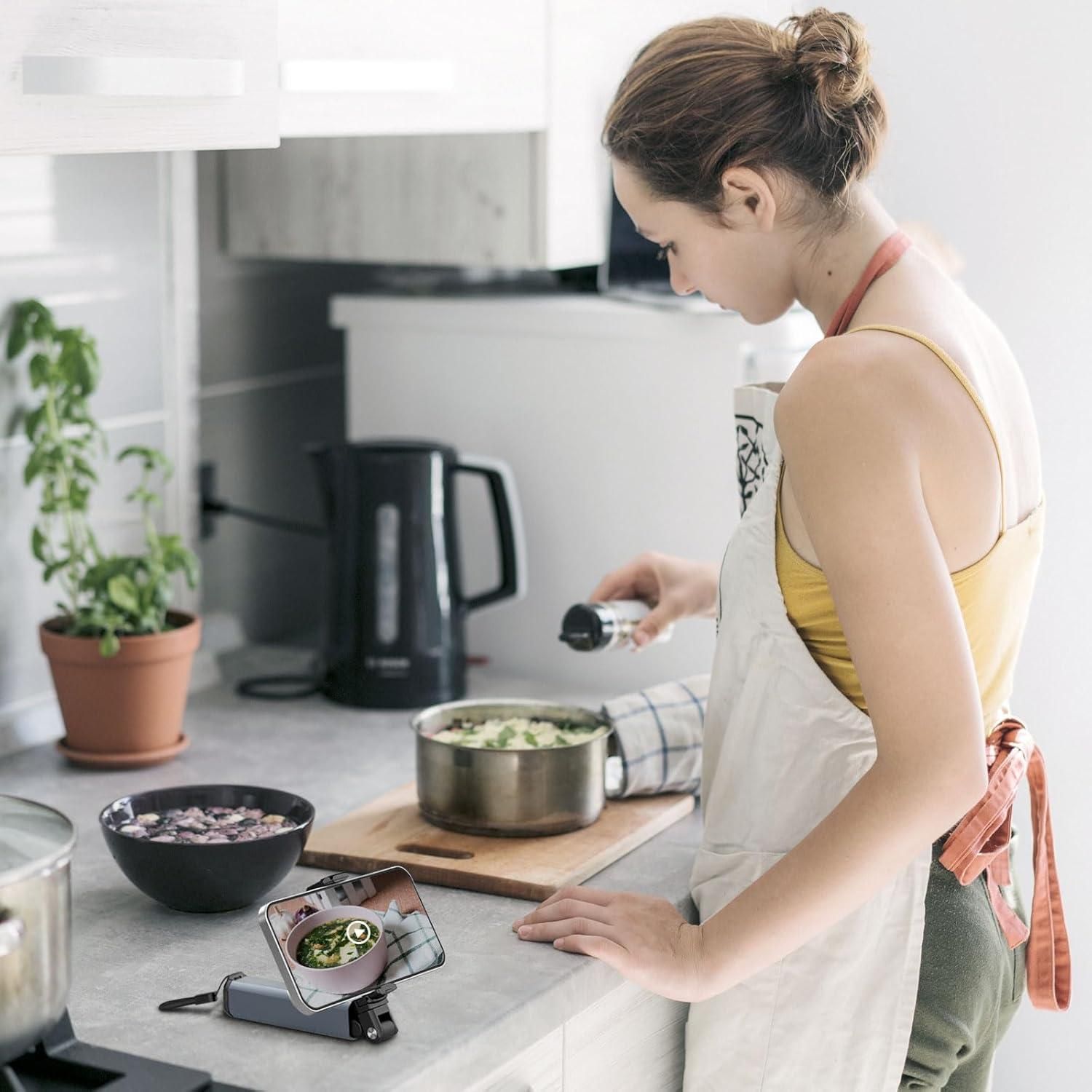 Portable 360-Degree Rotating Phone Holder